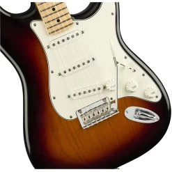 Fender Player Stratocaster - 3 Tone Sunburst - Maple Neck