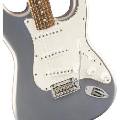 Fender Player Stratocaster - Silver - Pau Ferro Fretboard Electric Guitars