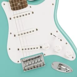 Electric Guitars Squier Bullet® Stratocaster® HT, Laurel Fingerboard, Tropical Turquoise