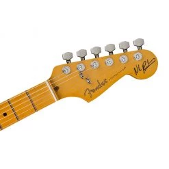 Electric Guitars Fender Nile Rodgers Hitmaker Stratocaster®, Maple Fingerboard, Olympic White