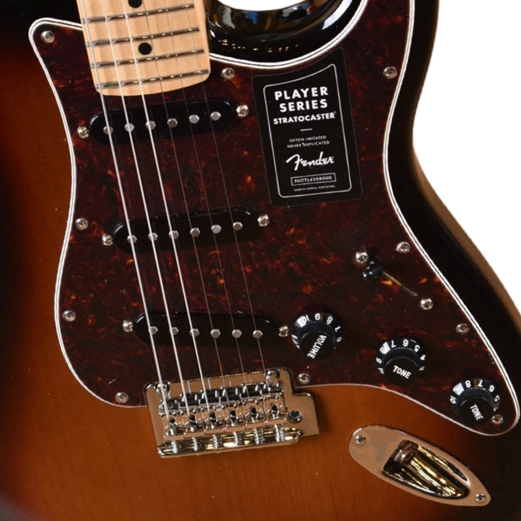 Electric Guitars Fender Limited Edition Player Stratocaster - Maple Neck - 3 Tone Sunburst W/ Tortoise Shell Pickguard