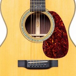 Martin 000-28 Brooke Ligertwood Signature Edition - Natural With Antique Toner Acoustic Guitars