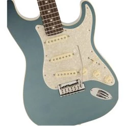 Fender - Made In Japan Modern Stratocaster® - Rosewood Fingerboard - Mystic Ice Blue