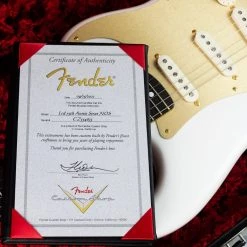 Fender Custom Shop Electric Guitars Fender Limited Edition 75th Anniversary Stratocaster® NOS, Rosewood Fingerboard, Diamond White Pearl