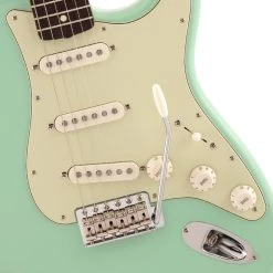 Fender - Made In Japan Traditional'60s Stratocaster, Rosewood Fingerboard - Surf Green Electric Guitars