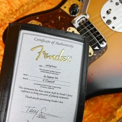 Electric Guitars Fender Custom Shop 1963 Jaguar Journeyman Relic - 3 Tone Sunburst