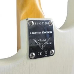 Fender Custom Shop - Limited Edition'64 Stratocaster - Journeyman Relic With Closet Classic Hardware - Aged Olympic White Electric Guitars