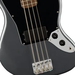 Bass Guitars Squier - Affinity Series™ Jaguar® Bass H, Laurel Fingerboard, Black Pickguard, Charcoal Frost Metallic