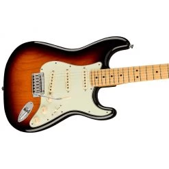 Electric Guitars Fender - Player Plus Stratocaster®, Maple Fingerboard - 3-Color Sunburst