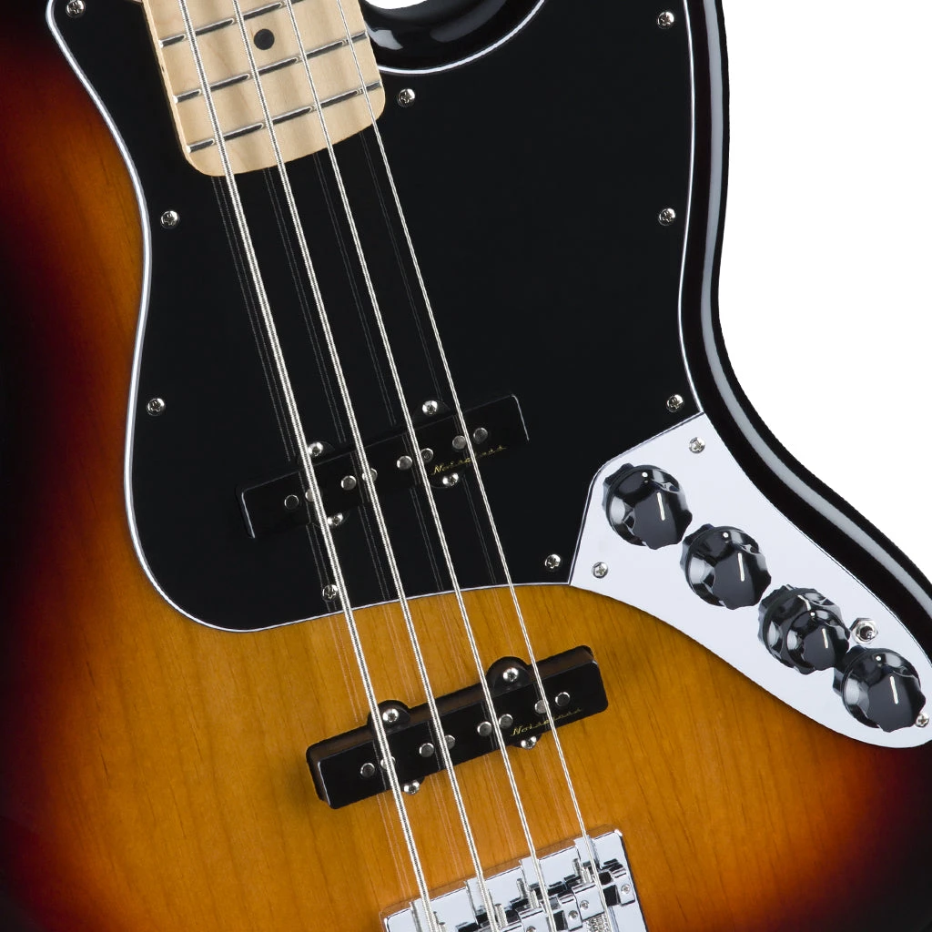 Fender - Deluxe Active Jazz Bass®, Maple Fingerboard, 3 Color Sunburst