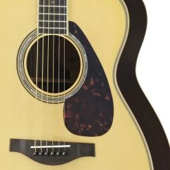 Yamaha LS16 - Folk Guitar