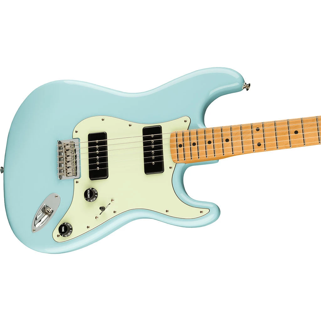 Fender - Noventa Stratocaster® - Maple Fingerboard - Daphne Blue