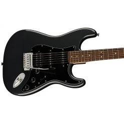 Electric Guitars Squier Affinity Series™ Stratocaster® HSS Pack, Laurel Fingerboard, Charcoal Frost Metallic, Gig Bag, 15G - 240V AU